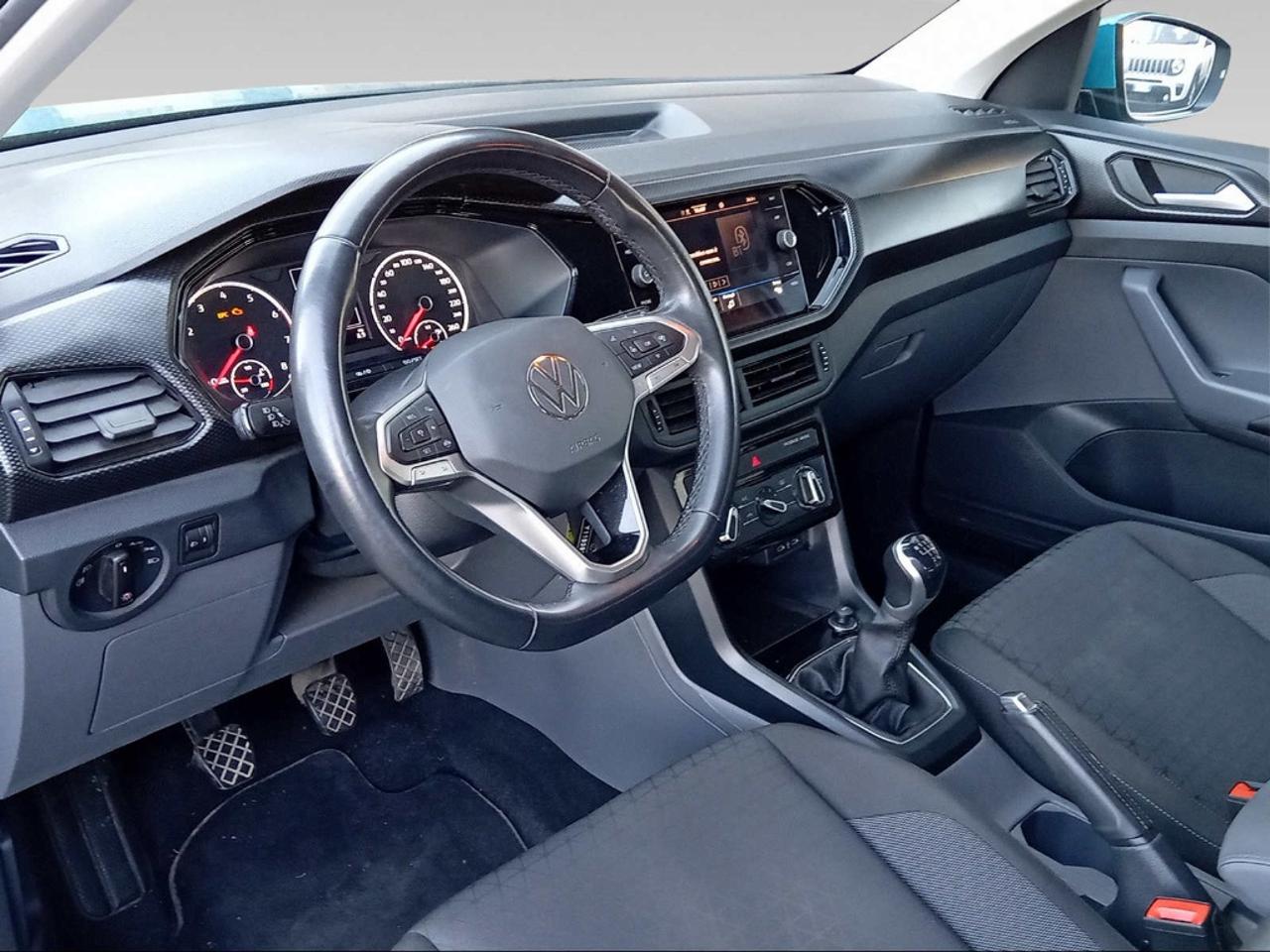 Volkswagen Volkswagen T-Cross usata 16