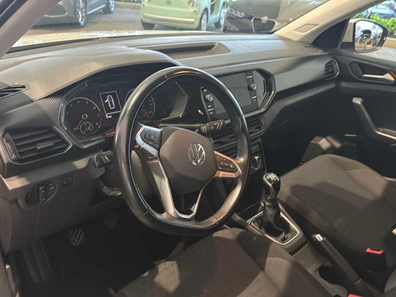 Volkswagen Volkswagen T-Cross usata 23