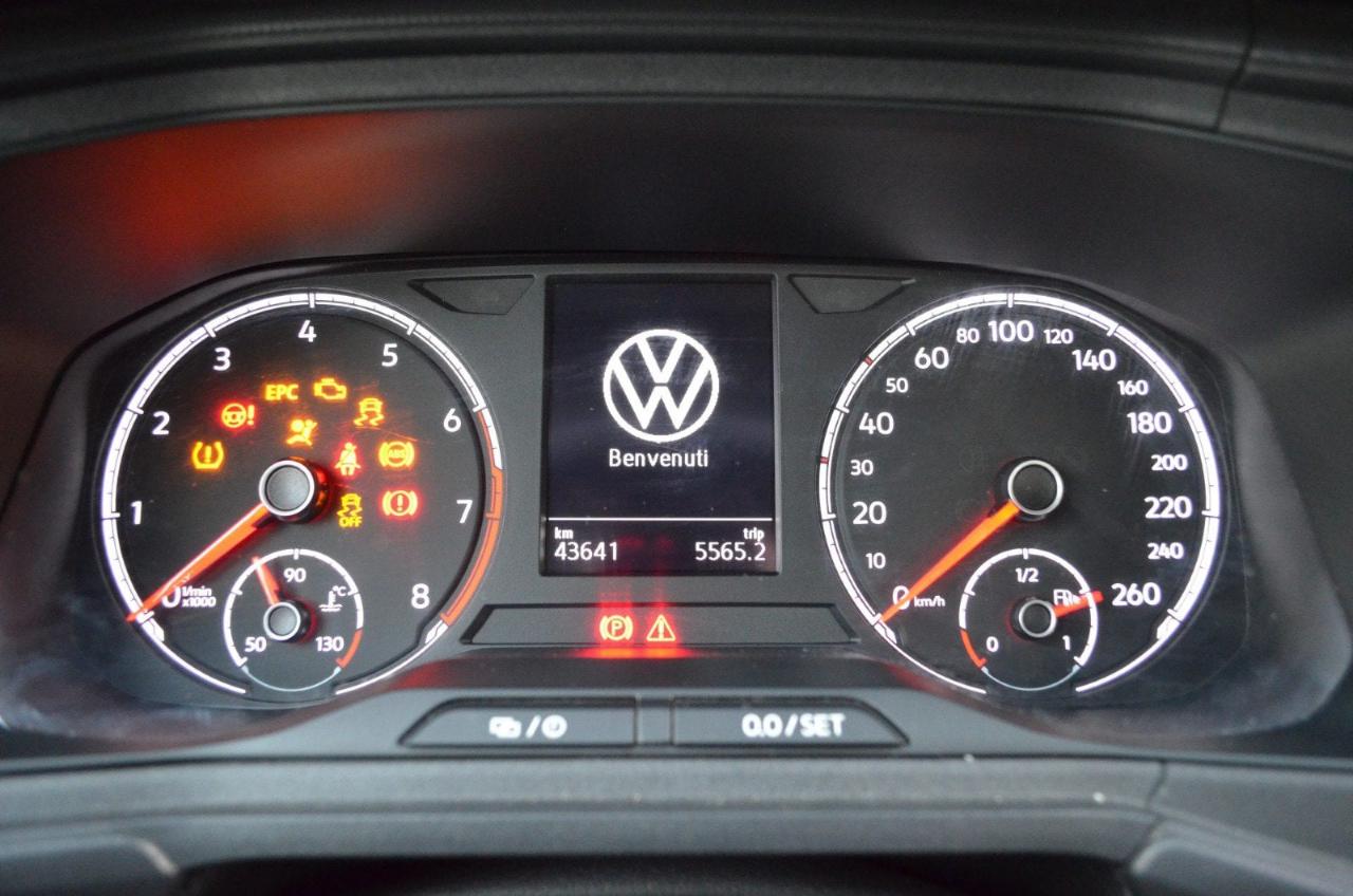 Volkswagen Volkswagen T-Cross usata 8