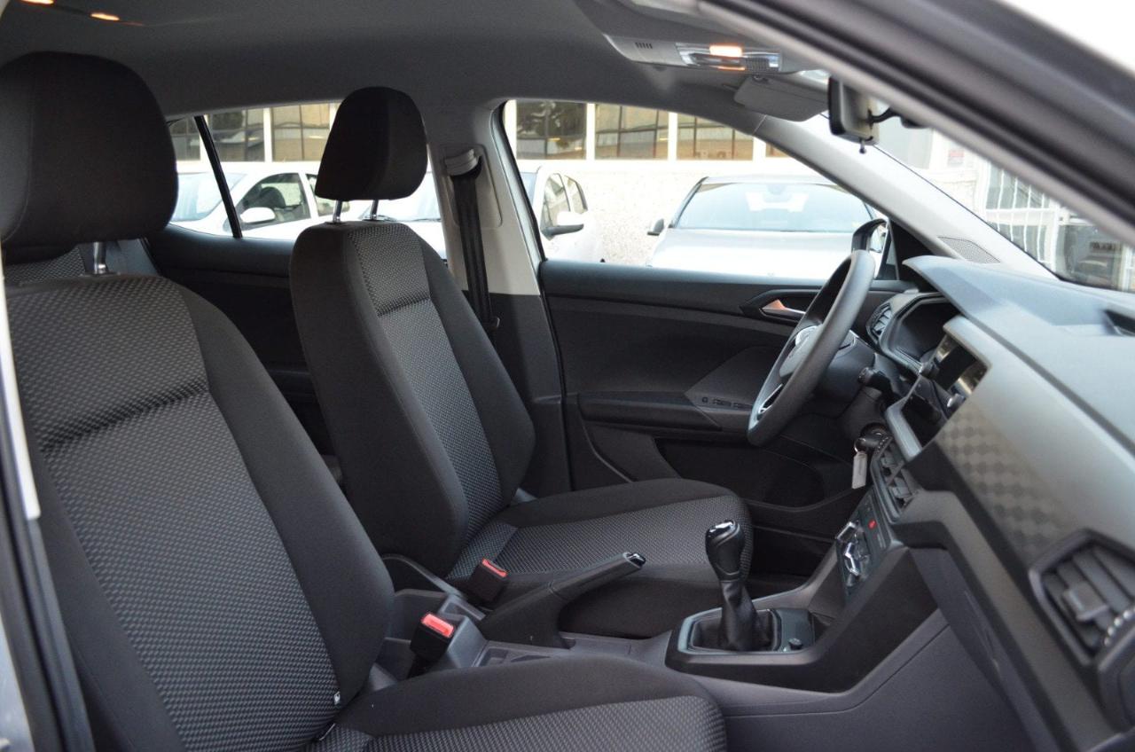 Volkswagen Volkswagen T-Cross usata 17