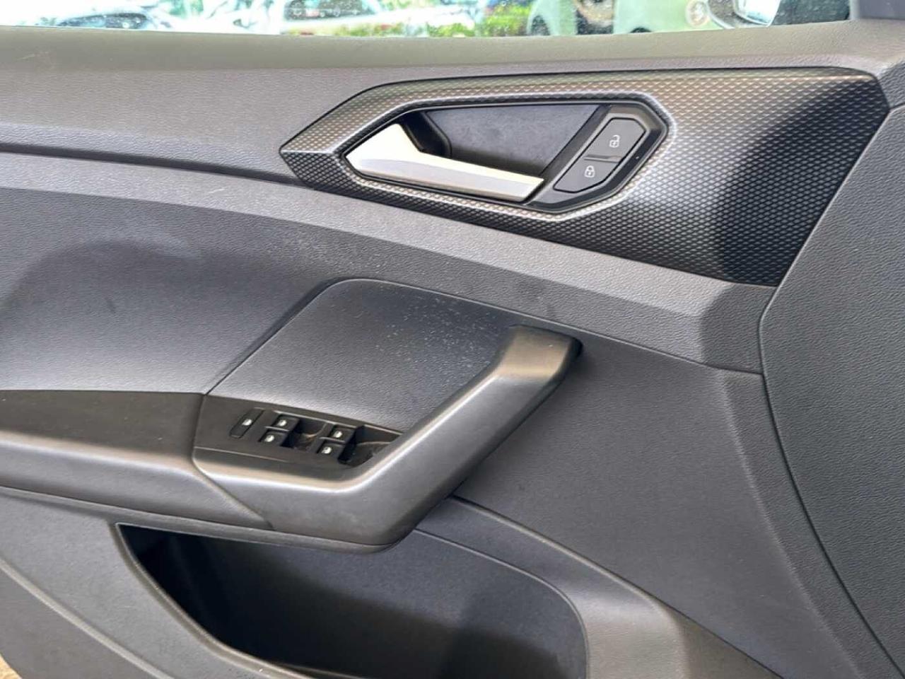 Volkswagen Volkswagen T-Cross usata 7