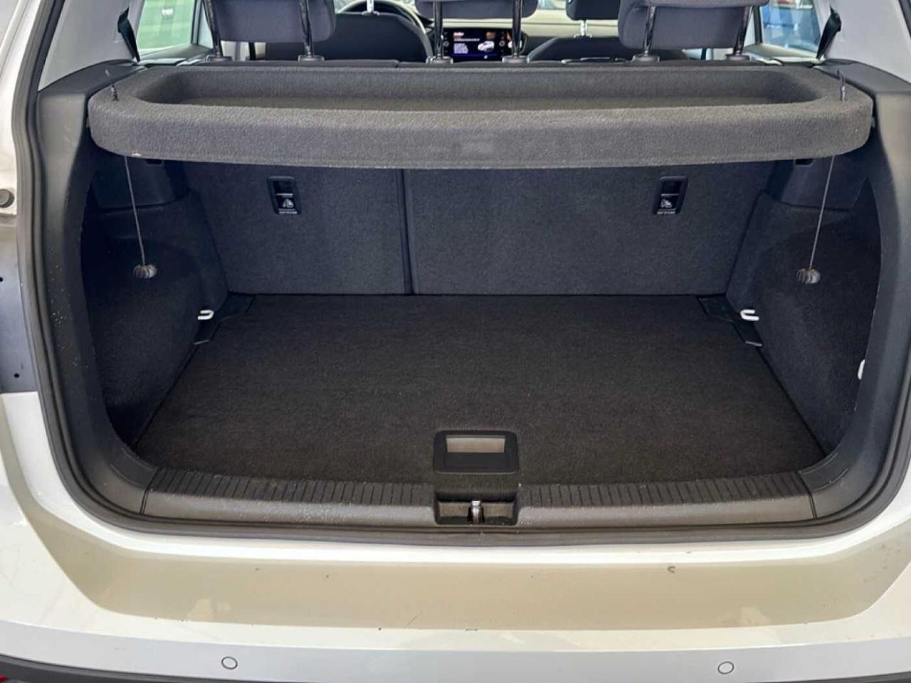 Volkswagen Volkswagen T-Cross usata 13