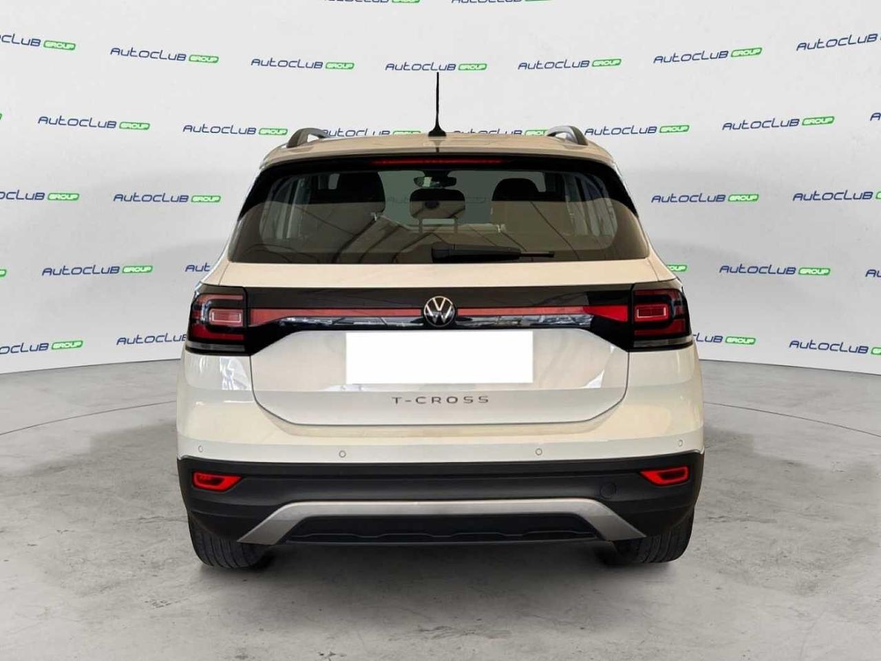 Volkswagen Volkswagen T-Cross usata 18