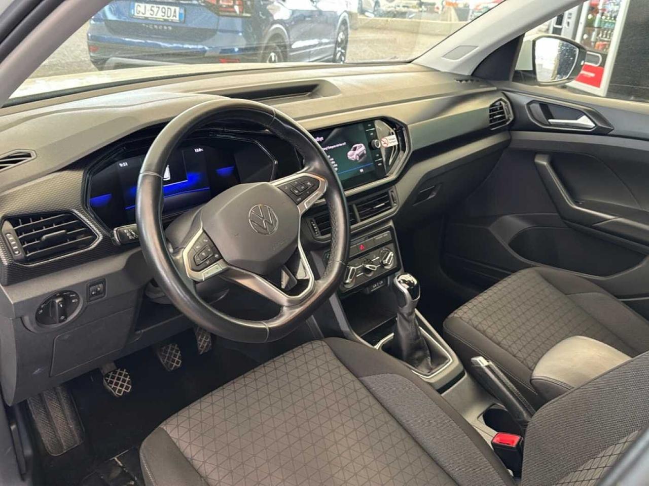 Volkswagen Volkswagen T-Cross usata 22