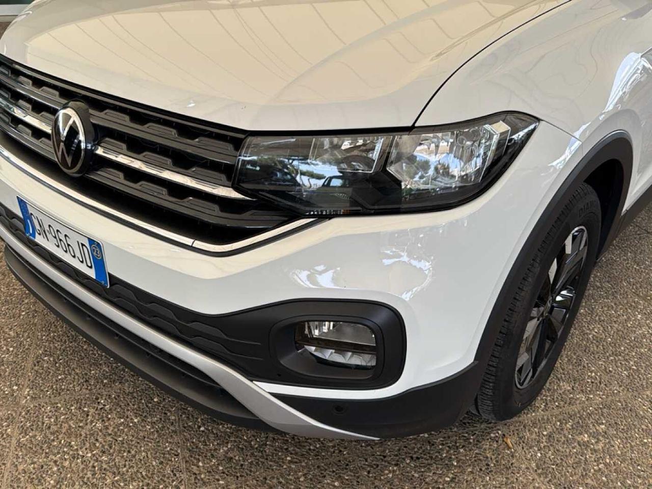 Volkswagen Volkswagen T-Cross usata 16