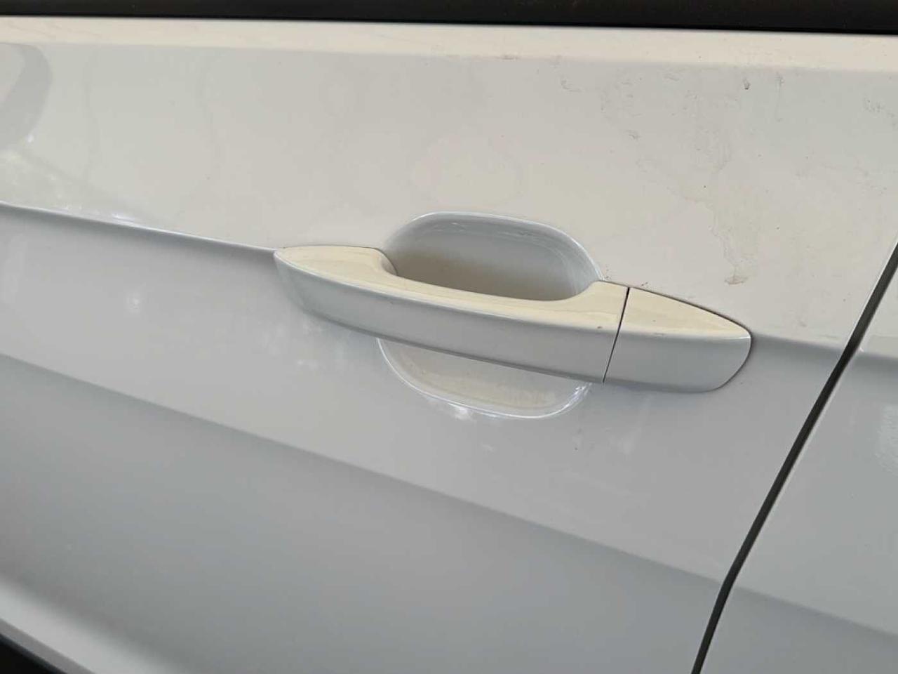 Volkswagen Volkswagen T-Cross usata 22