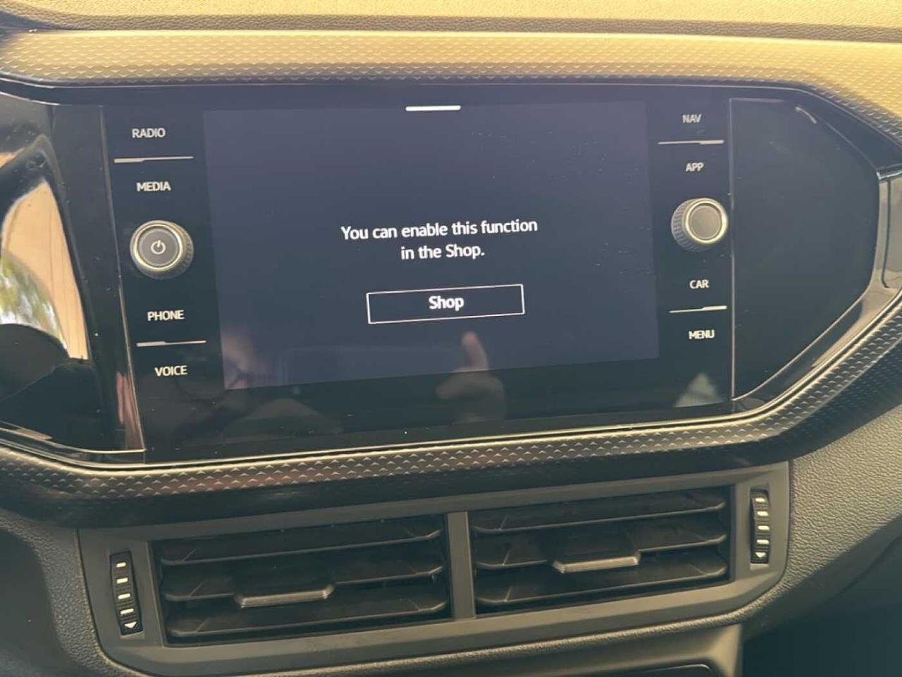 Volkswagen Volkswagen T-Cross usata 7