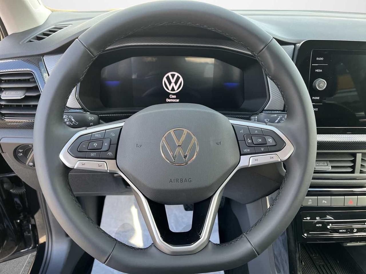 Volkswagen Volkswagen T-Cross usata 1