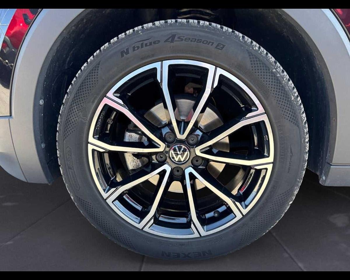 Volkswagen Volkswagen T-Cross usata 6
