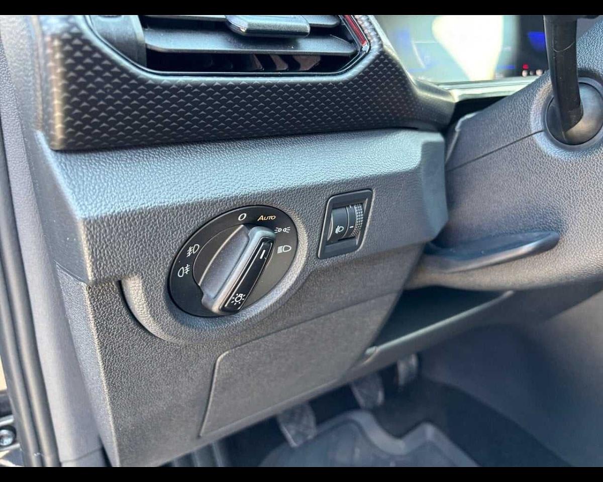 Volkswagen Volkswagen T-Cross usata 8