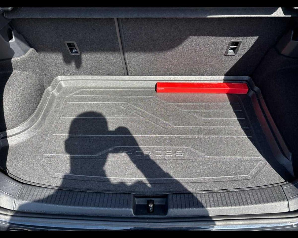 Volkswagen Volkswagen T-Cross usata 27
