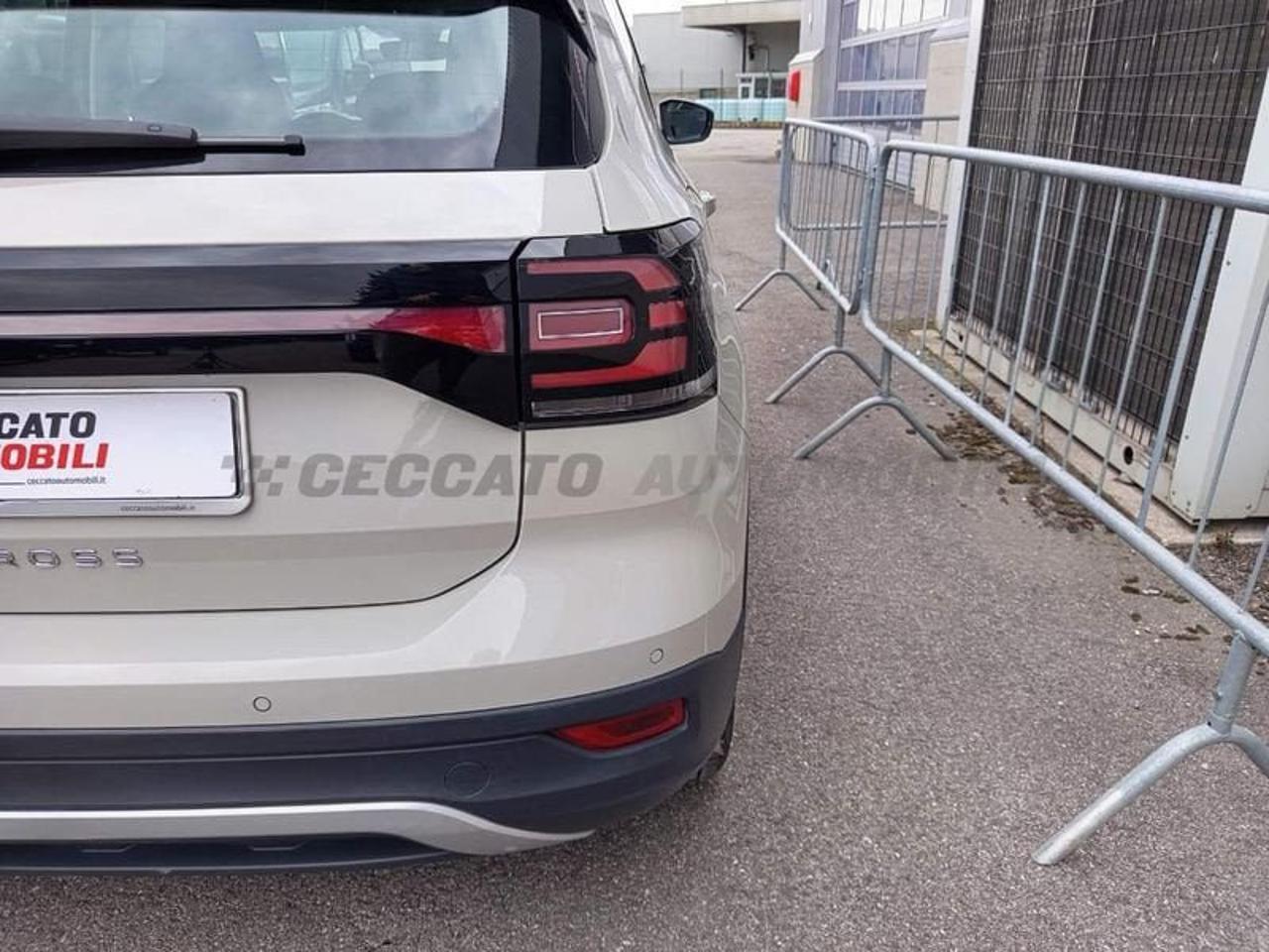 Volkswagen Volkswagen T-Cross usata 9