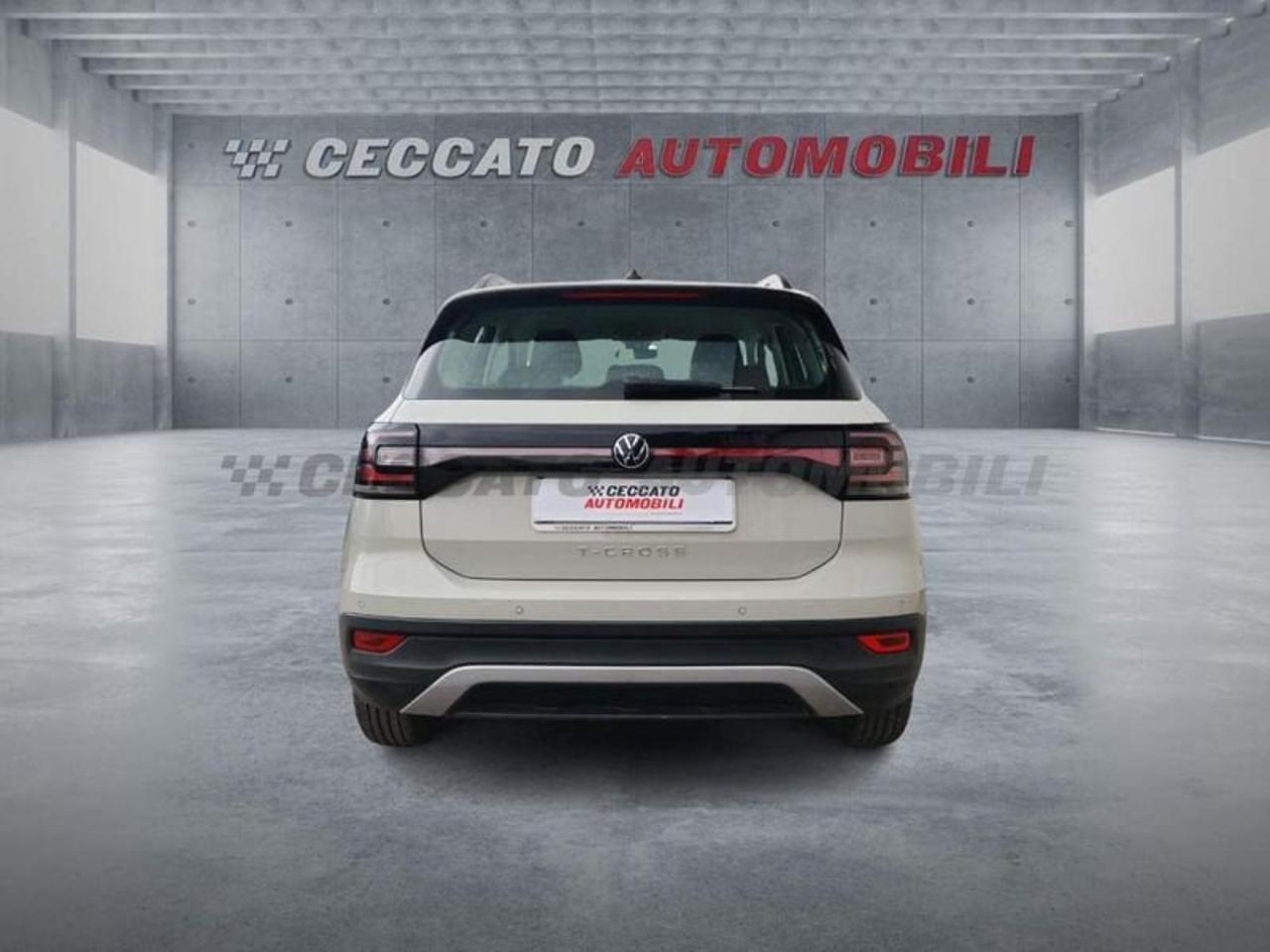 Volkswagen Volkswagen T-Cross usata 16