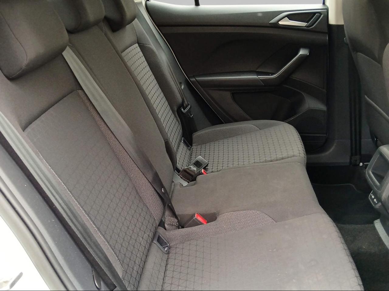 Volkswagen Volkswagen T-Cross usata 2