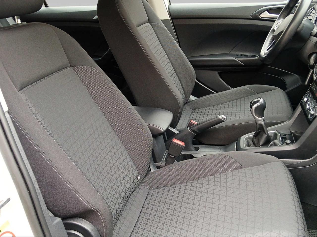 Volkswagen Volkswagen T-Cross usata 3