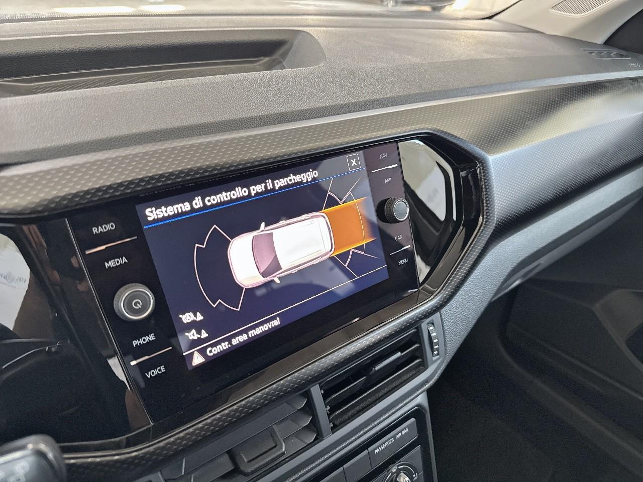 Volkswagen Volkswagen T-Cross usata 12