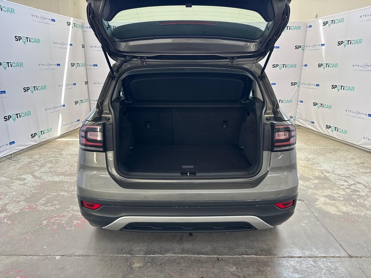 Volkswagen Volkswagen T-Cross usata 18