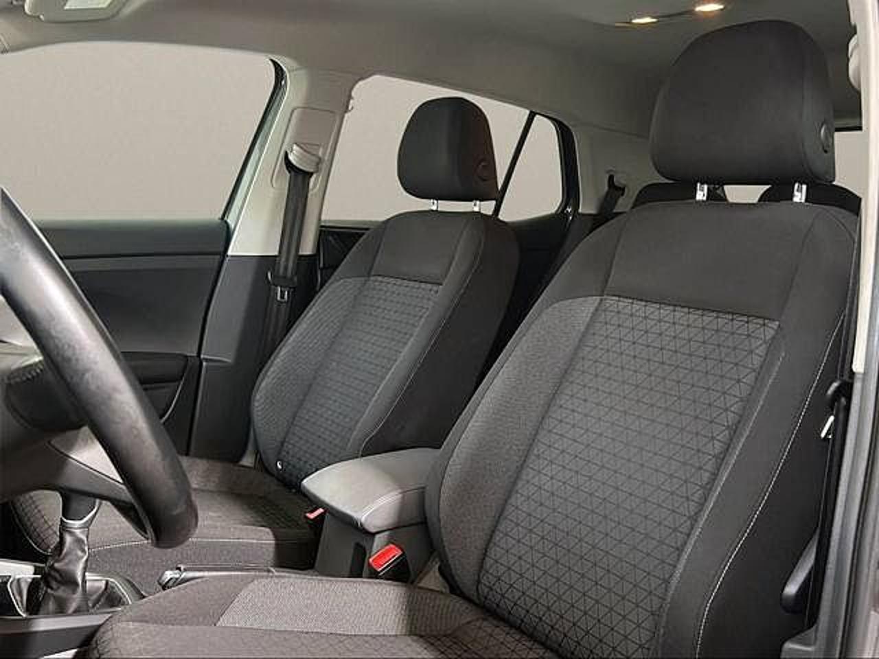 Volkswagen Volkswagen T-Cross usata 1