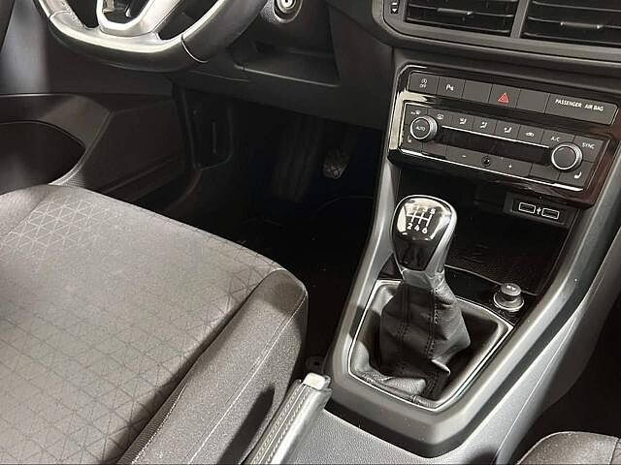 Volkswagen Volkswagen T-Cross usata 17