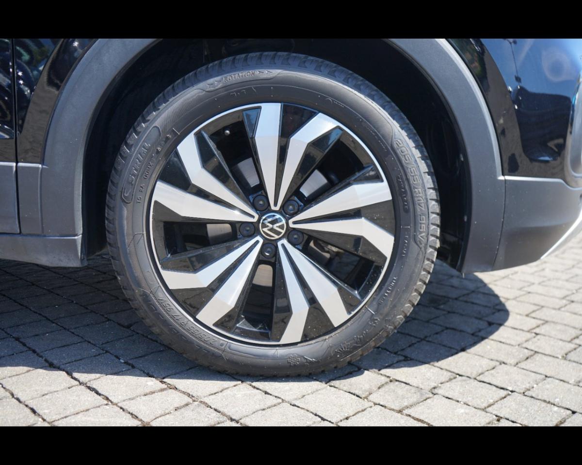 Volkswagen Volkswagen T-Cross usata 16