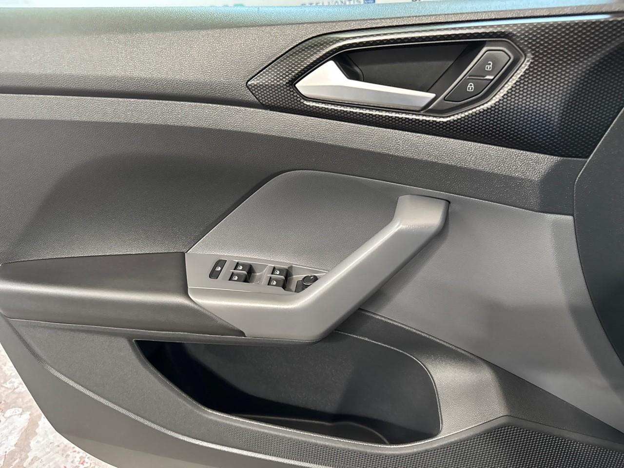 Volkswagen Volkswagen T-Cross usata 6