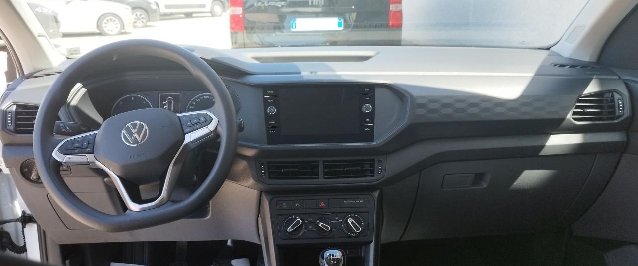 Volkswagen Volkswagen T-Cross usata 2