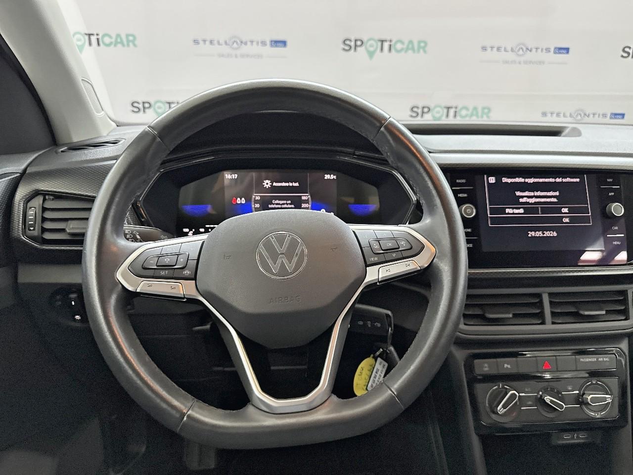 Volkswagen Volkswagen T-Cross usata 4