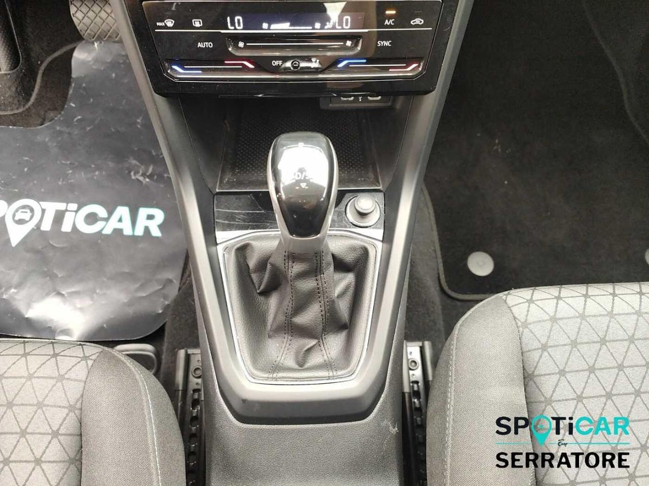 Volkswagen Volkswagen T-Cross usata 9