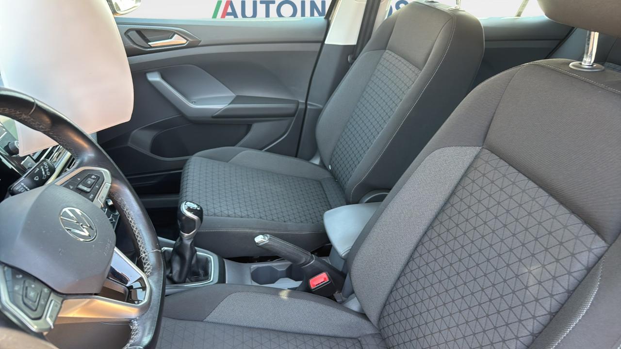 Volkswagen Volkswagen T-Cross usata 3
