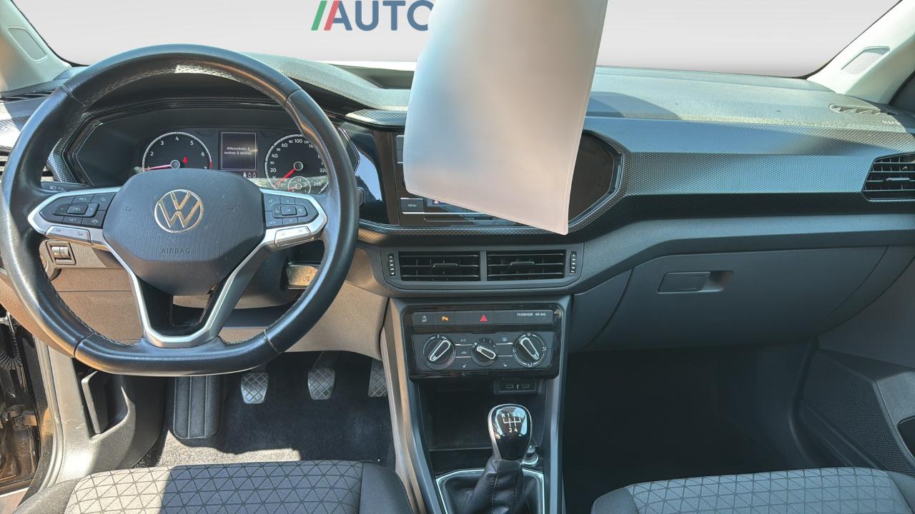 Volkswagen Volkswagen T-Cross usata 5
