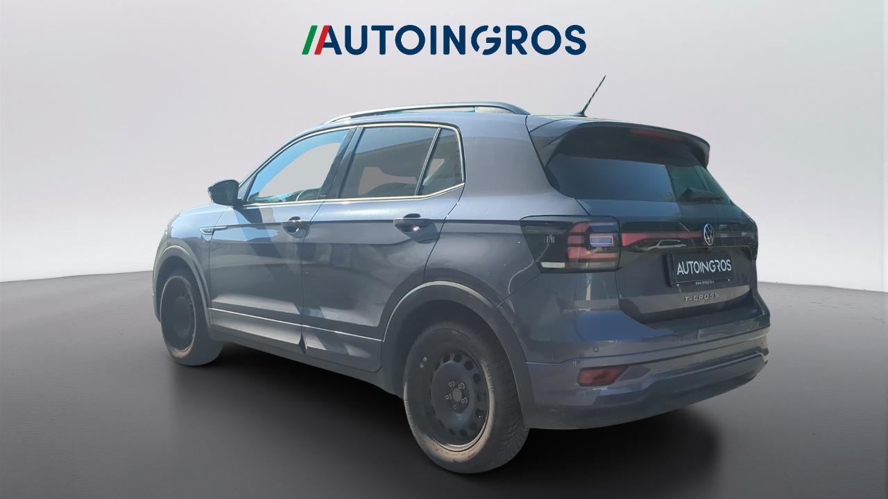 Volkswagen Volkswagen T-Cross usata 9