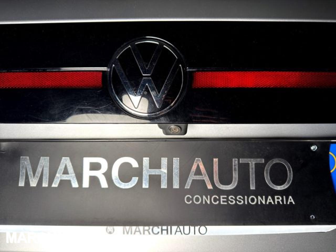 Volkswagen Volkswagen T-Cross usata 12