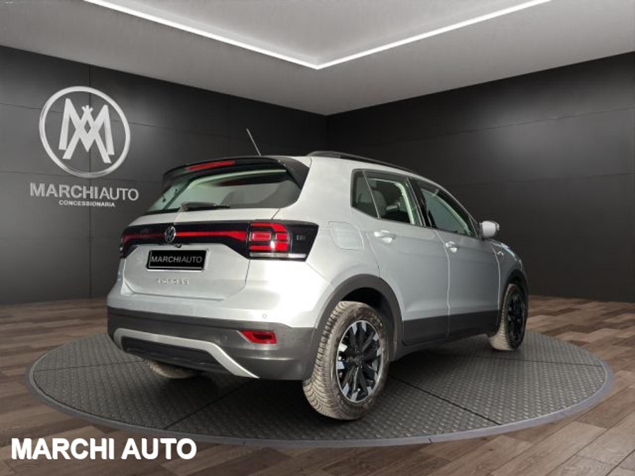 Volkswagen Volkswagen T-Cross usata 18