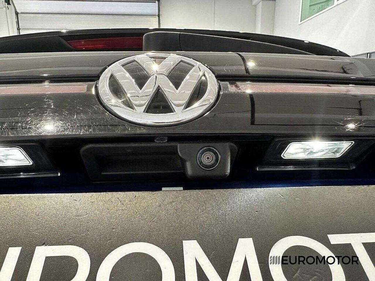 Volkswagen Volkswagen T-Cross usata 6