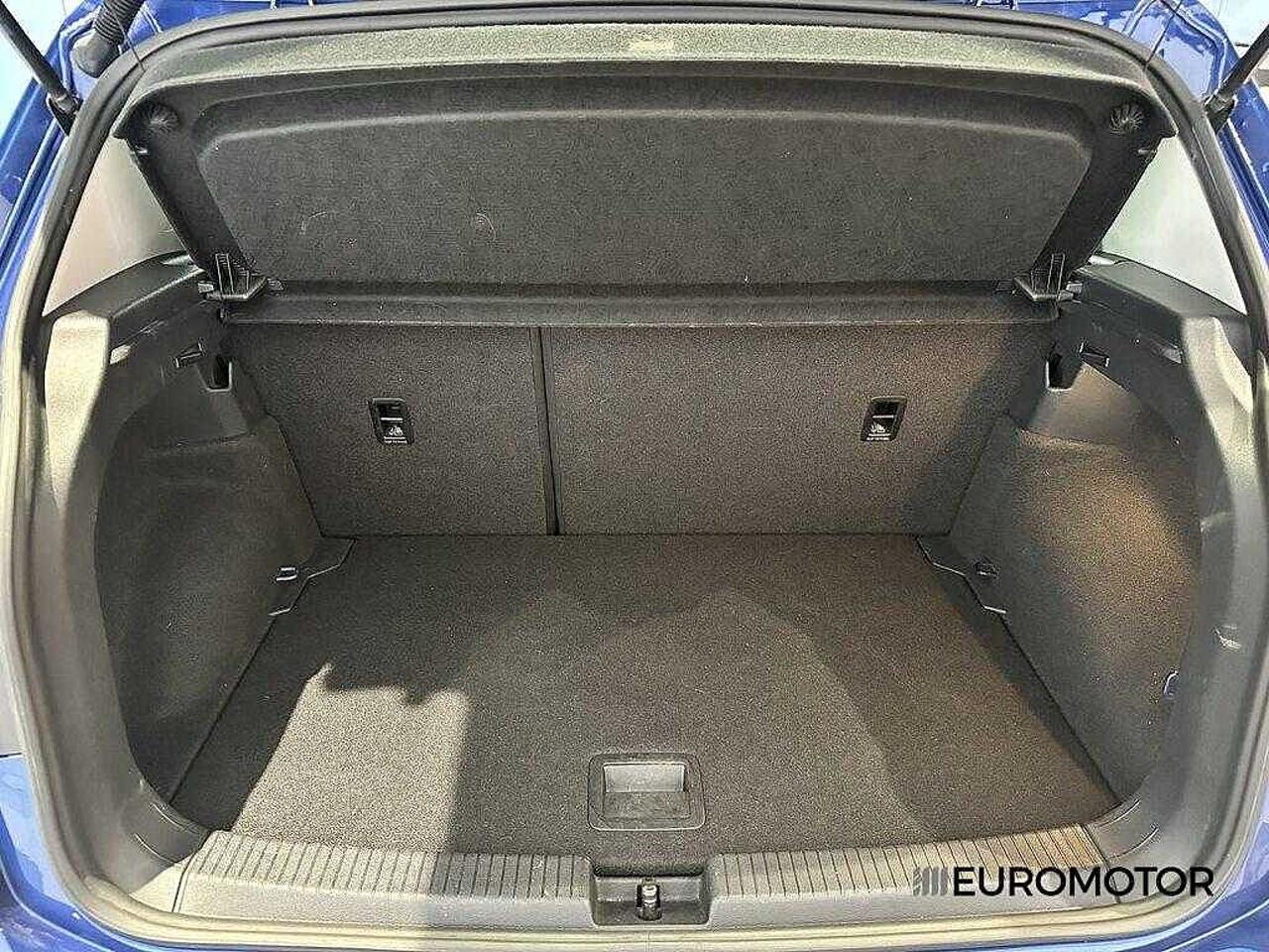 Volkswagen Volkswagen T-Cross usata 7
