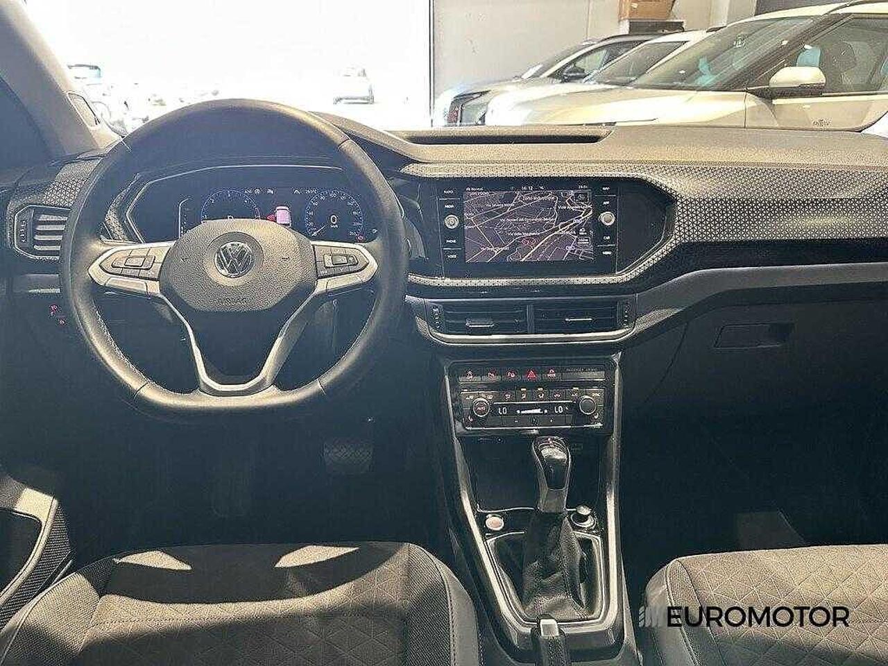 Volkswagen Volkswagen T-Cross usata 16