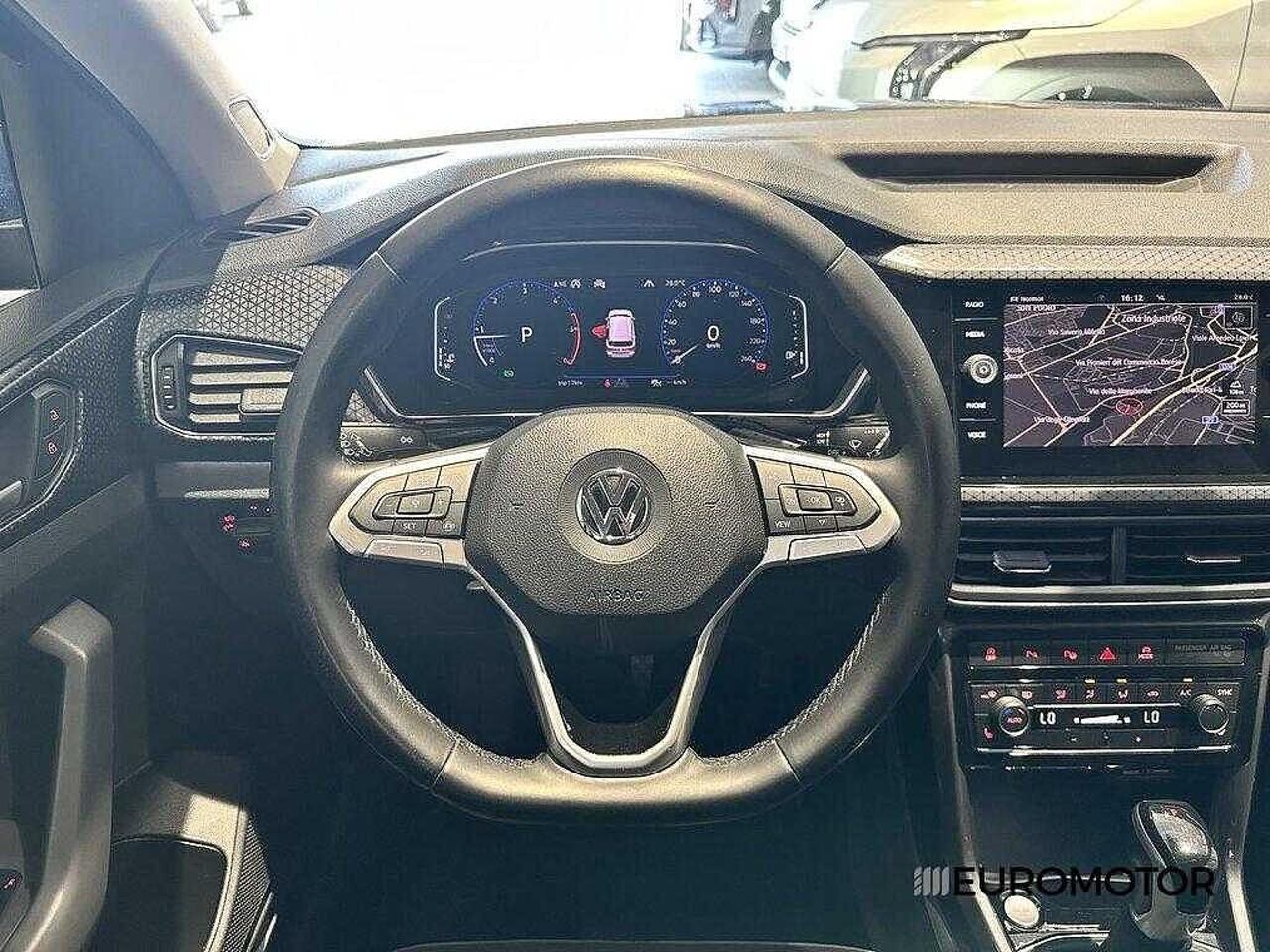 Volkswagen Volkswagen T-Cross usata 17