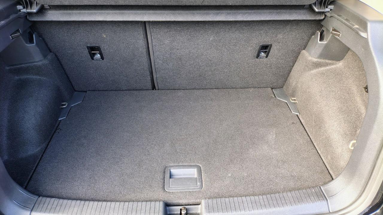 Volkswagen Volkswagen T-Cross usata 11