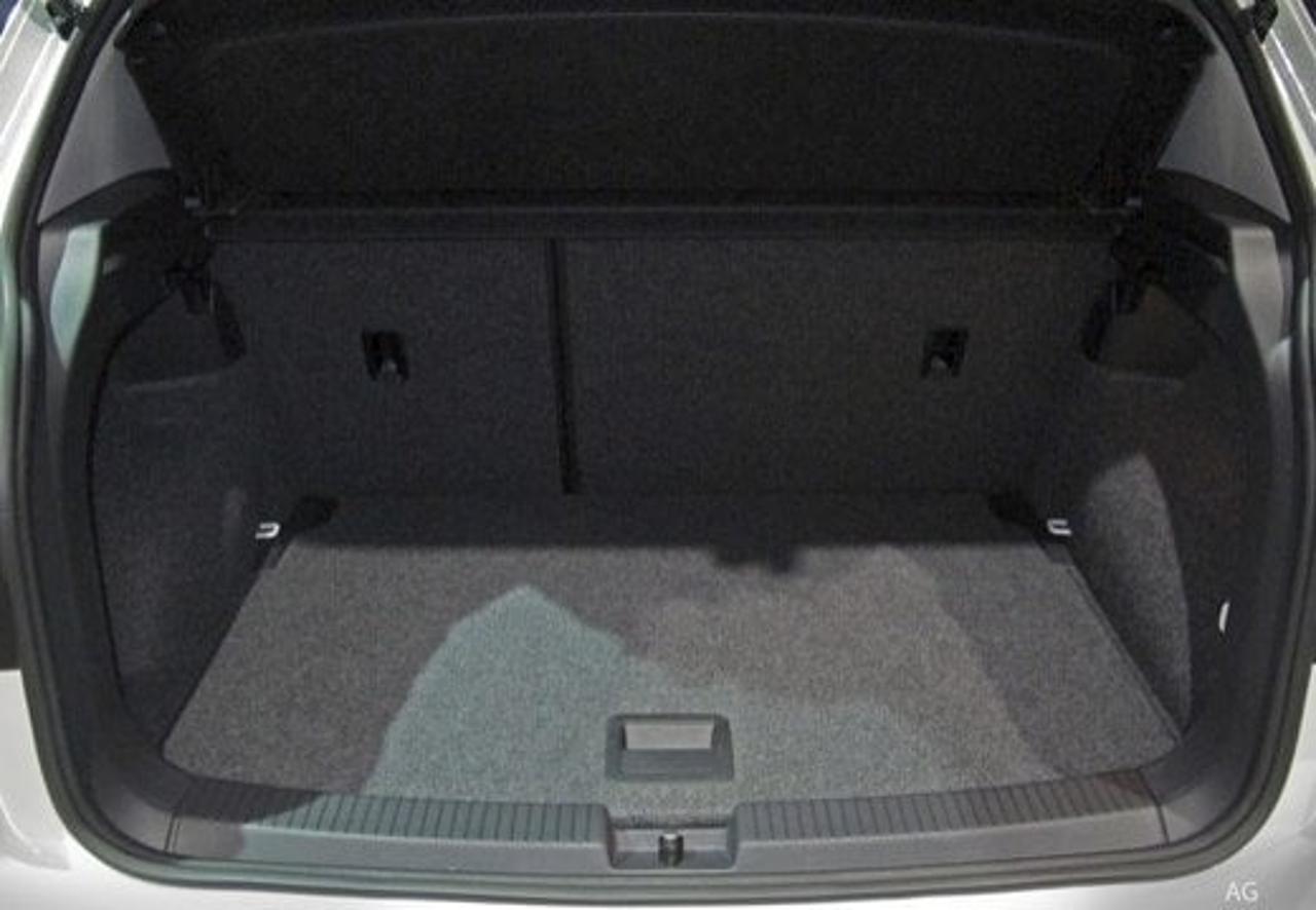 Volkswagen Volkswagen T-Cross usata 3