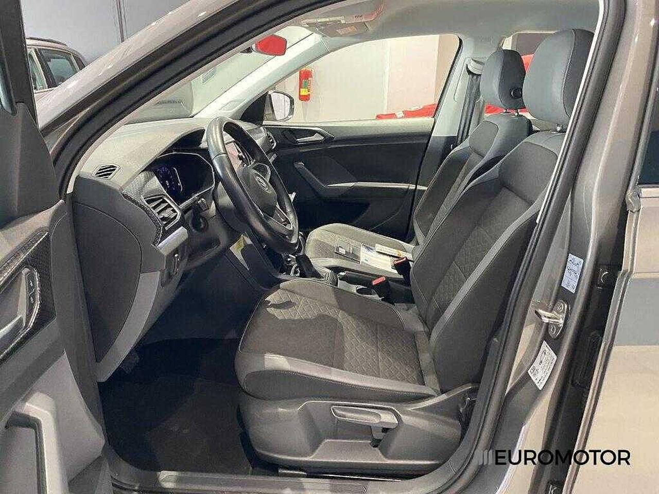 Volkswagen Volkswagen T-Cross usata 5