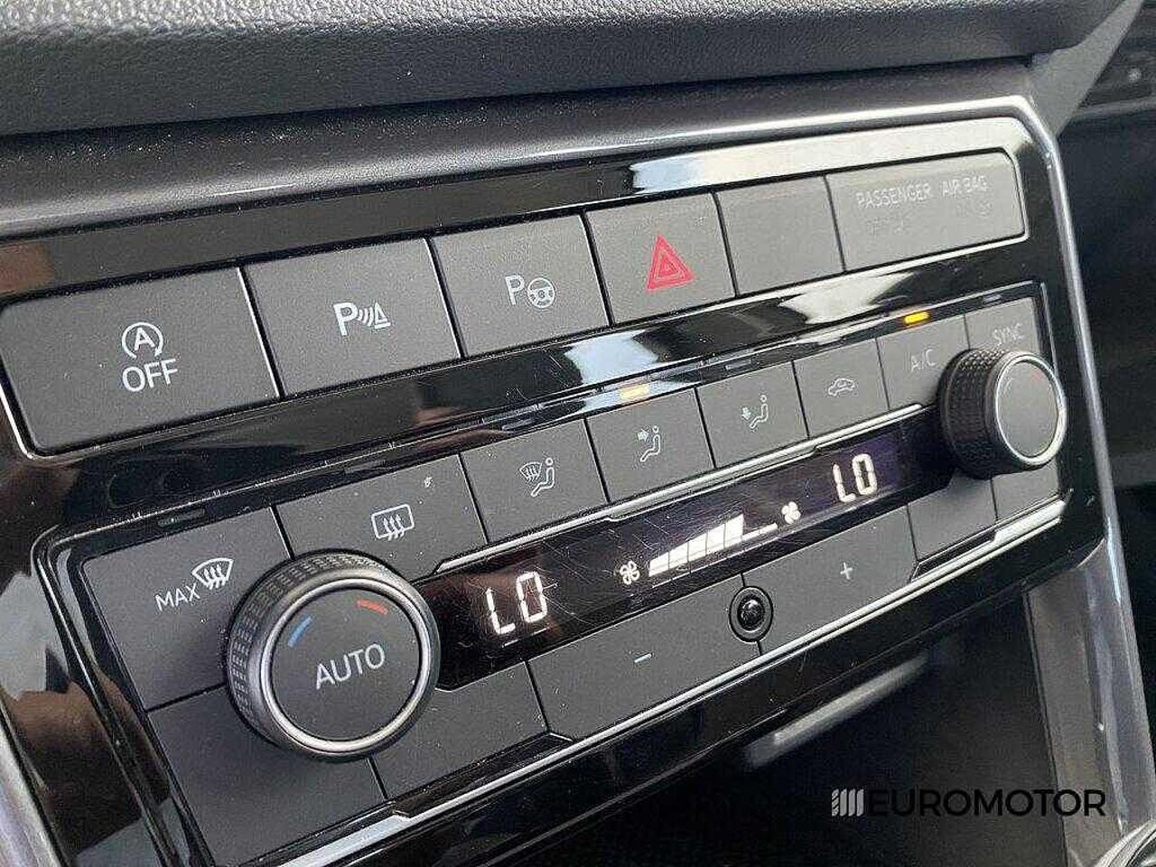 Volkswagen Volkswagen T-Cross usata 13