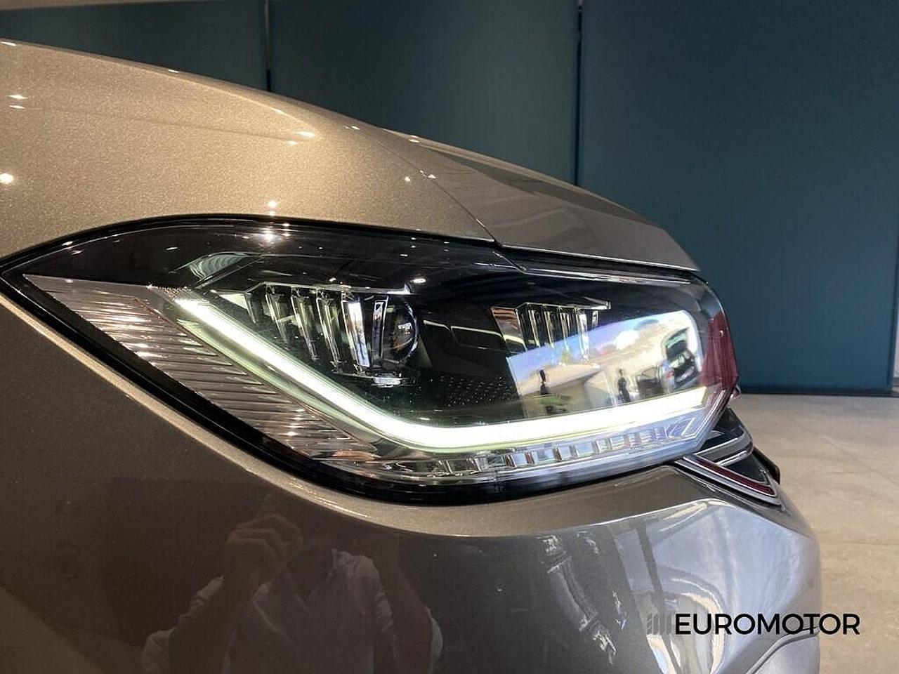 Volkswagen Volkswagen T-Cross usata 16