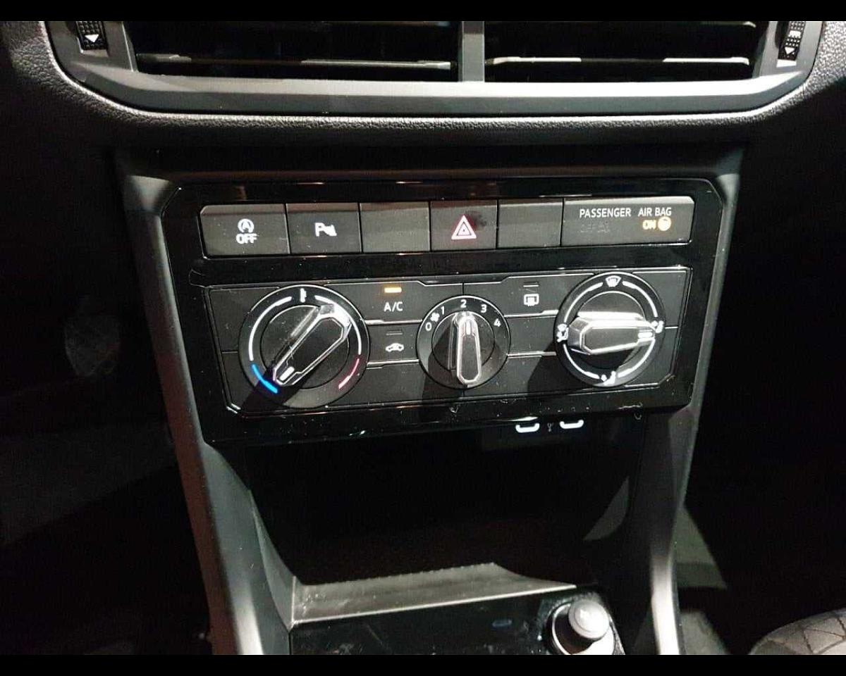 Volkswagen Volkswagen T-Cross usata 13