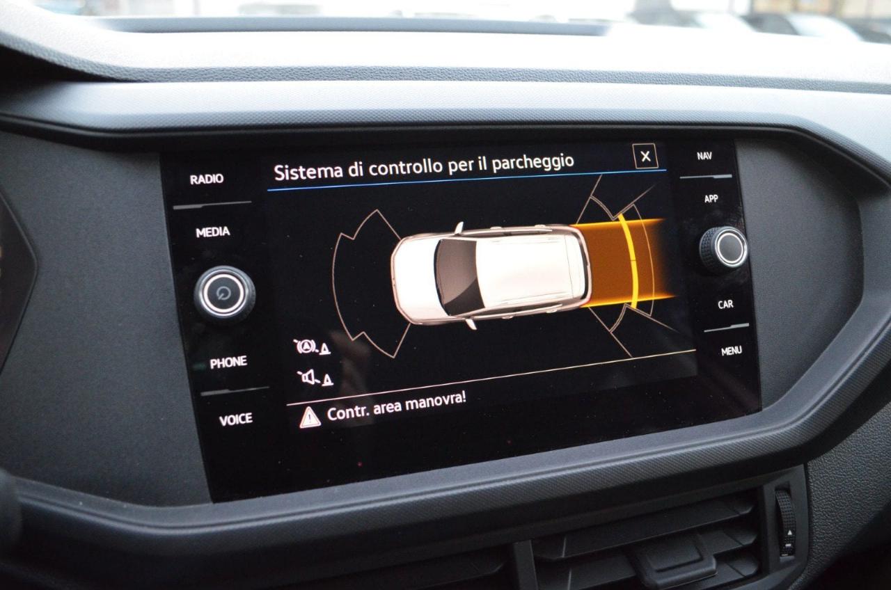 Volkswagen Volkswagen T-Cross usata 11