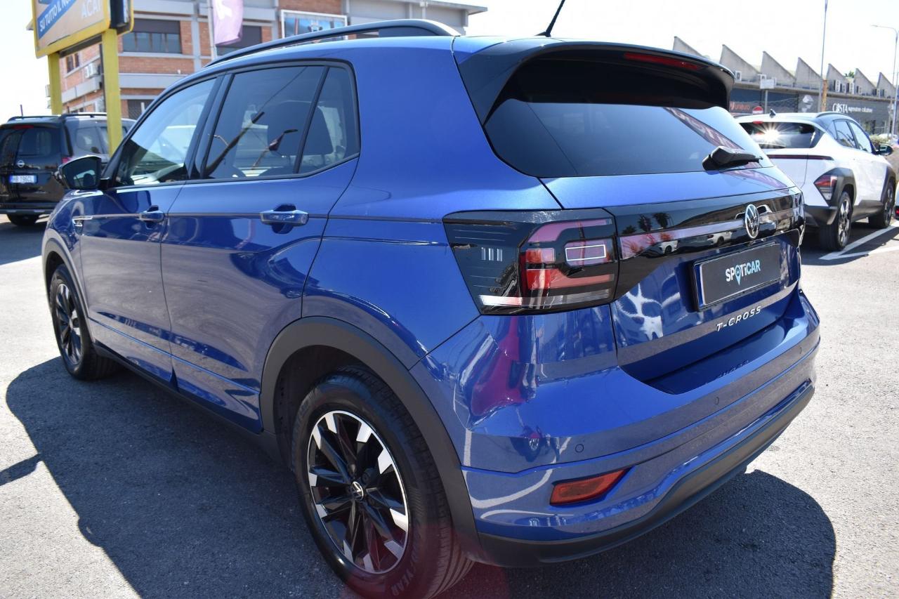 Volkswagen Volkswagen T-Cross usata 17