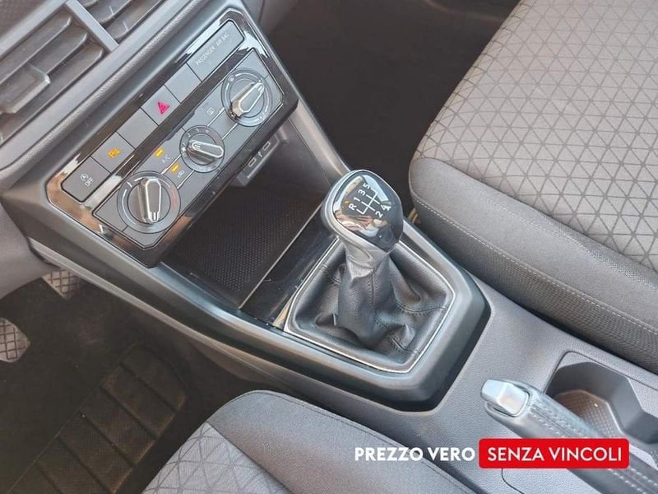 Volkswagen Volkswagen T-Cross usata 2