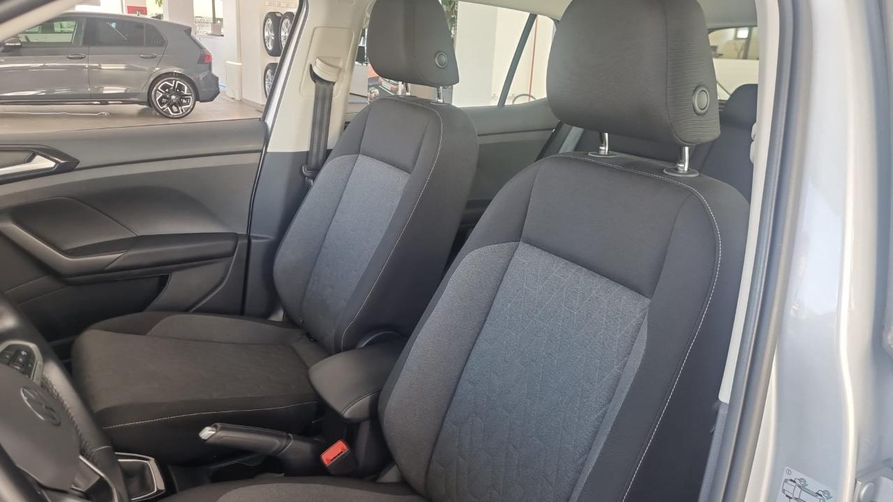 Volkswagen Volkswagen T-Cross usata 1