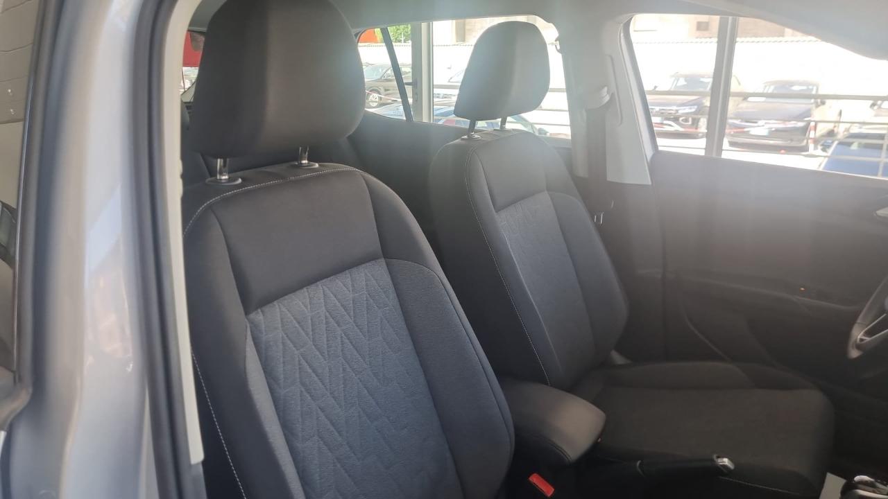 Volkswagen Volkswagen T-Cross usata 6
