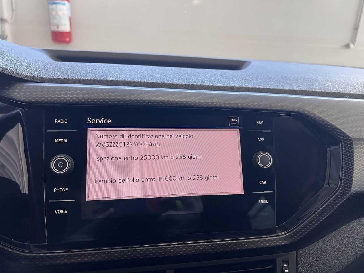 Volkswagen Volkswagen T-Cross usata 18