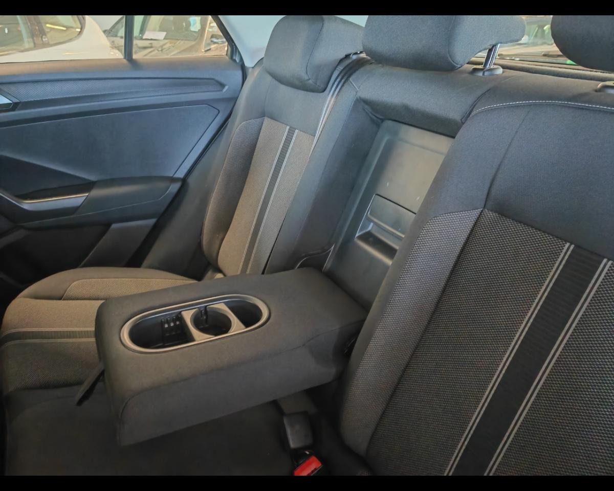 Volkswagen Volkswagen T-Roc usata, con Isofix